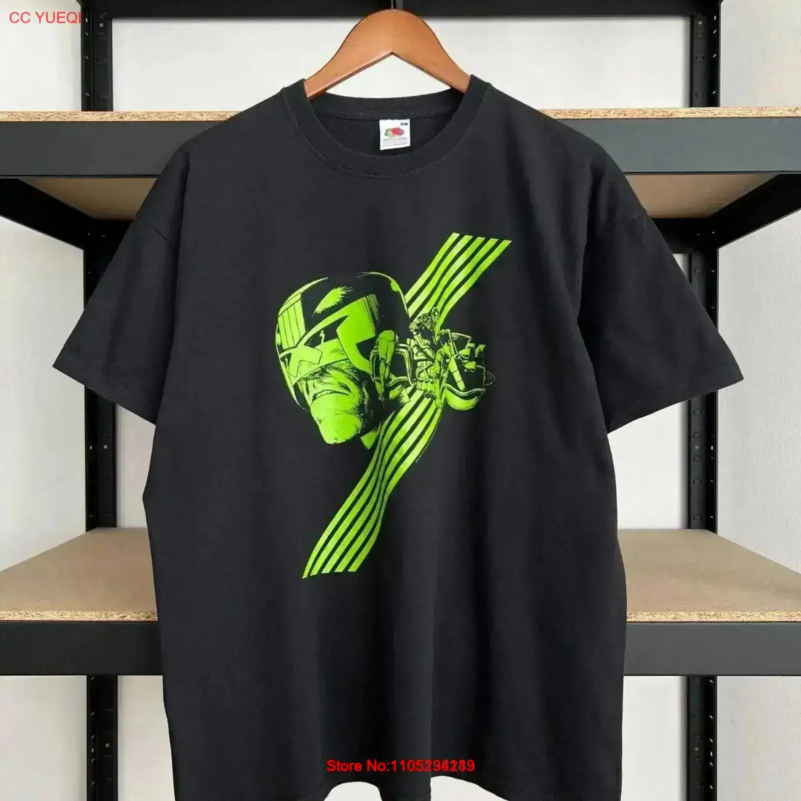 Mens Fashion In The 2000S - เสื้อยืดวินเทจลายภาพยนตร์จู๊ดเดรด ยุค 2000 สีดำ ไซส์ XL